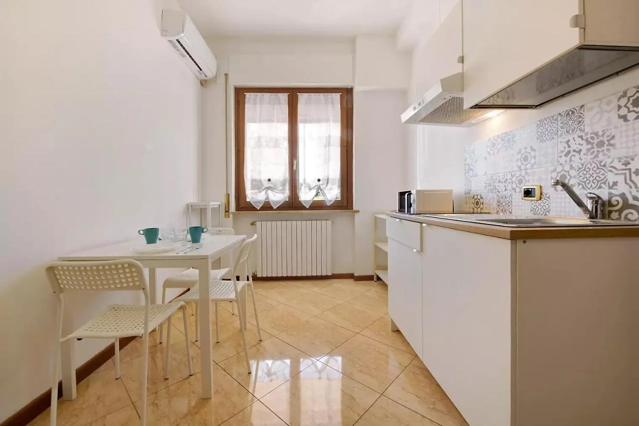 Civico 22 Apartment Peschiera del Garda